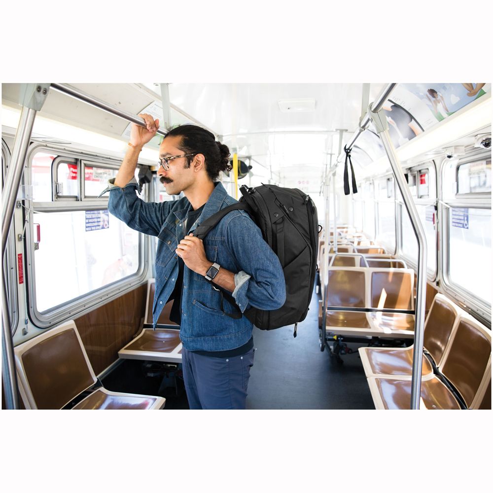 Peak Design Travel Backpack 45L - (Two Colors Available)
